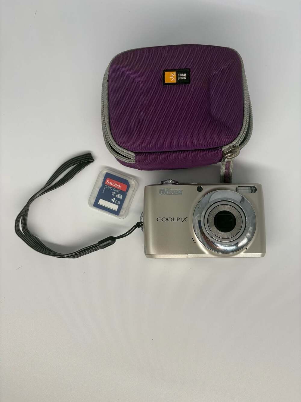 Nikon Coolpix L22 Digital Camera with Case Logic Case and 4GB SD Card